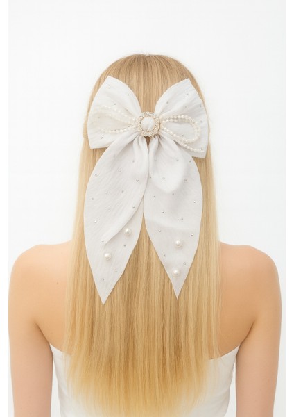 Inci Detaylı Fiyonk Desenli Zarif Otomatik Toka