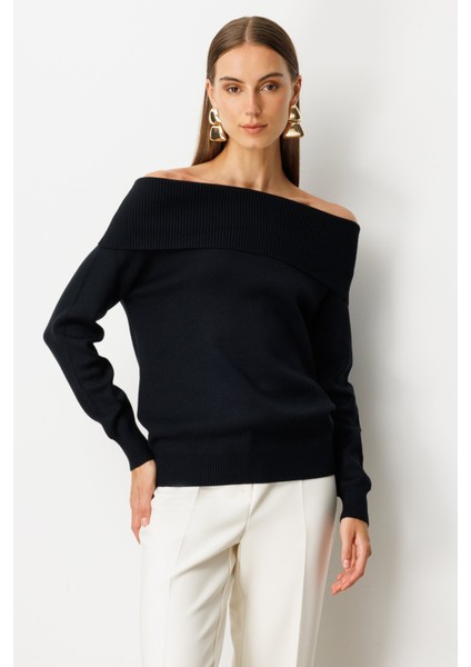 Madonna Yaka Triko Kazak 65380-26K