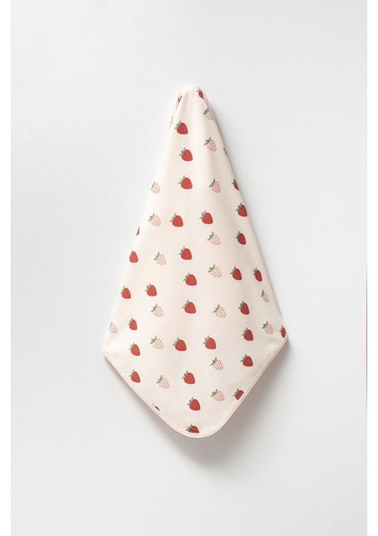 Çilek Baskılı Çift Katlı Penye Yenidoğan ve Çok Amaçlı %100 Pamuklu Bebe Battaniyesi