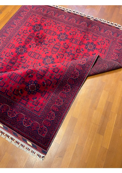 El Dokuma Afgan Halı Yıldız Desenli Ince Dokuma Bordo Renk 3 Metre Kare