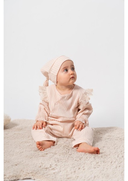 Pamuk Omuzdan Dantelli Kız Bebek Tulum fiyatları