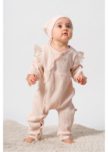 Pamuk Omuzdan Dantelli Kız Bebek Tulum modelleri