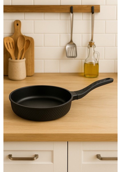 20 cm Siyah Granit Kaplama Yapışmaz Tava fırsatları