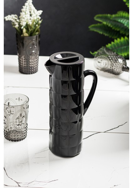 Arkilik Allegra 1,5 Lt Siyah Sürahi (Buzdolabı Kapak Rafına Sığar) fırsatları