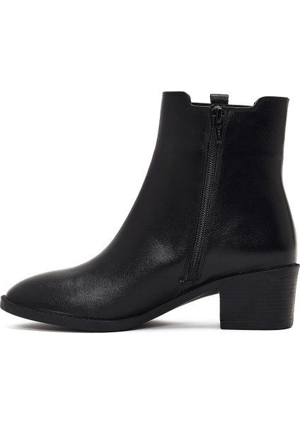 Kadın Siyah Fermuarlı Kalın Topuklu Deri Bot 25WFD164018 fiyatları
