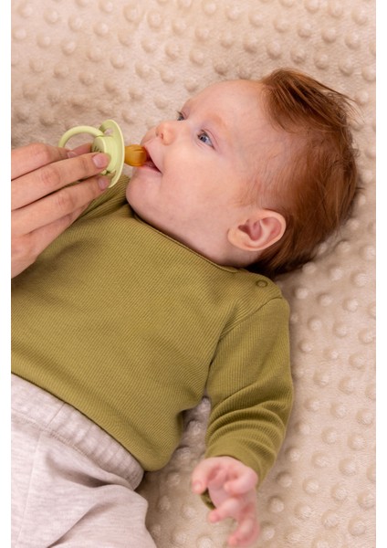 Pure Yuvarlak Uçlu Kauçuk Emzik No:3 18+ Ay Yeşil indirimleri