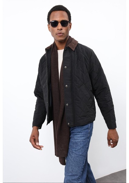 Siyah Kontrast Yaka Baklava Desenli Erkek Mont fiyatları