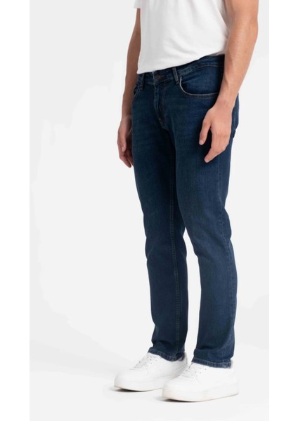 Erkek Normal Bel Fermuarlı Boru Paça Üst Kalite Jean Pantolon modelleri