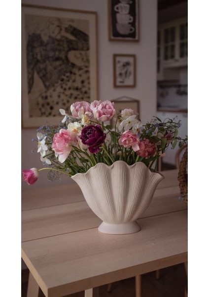 Istiridye Vazo Dekoratif Deniz Kabuğu Şık Tasarım Midye Biblo Parlak Vernikli