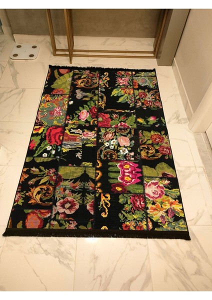 Mars Serisi Otantik Çiçekli Patchwork Desen Kaymaz Taban Şönil Halı