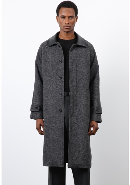 Siyah Kontrast Yaka Erkek Kaban indirimleri