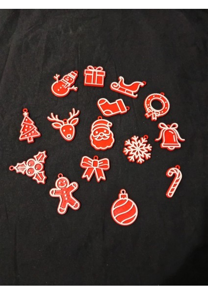 15 Parça Kırmızı Yılbaşı Süsü, Şık ve Neşeli Dekorasyon Için Ideal Seçenek