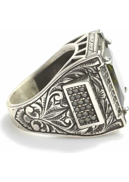 925 Ayar Gümüş Kare Peridot Taşlı Erkek Yüzük fiyatları