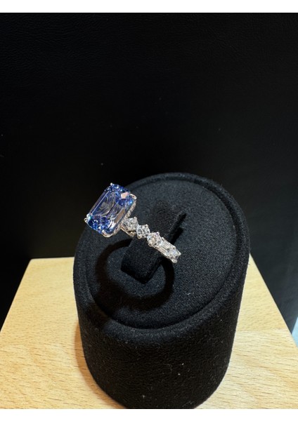 Ice Cut Tanzanit Taşlı Kadın Gümüş Yüzük modelleri