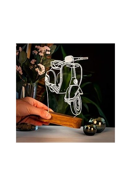 Klasik Scooter Motosiklet 3D LED Masa Lambası - USB Bağlantılı Sarı Işık