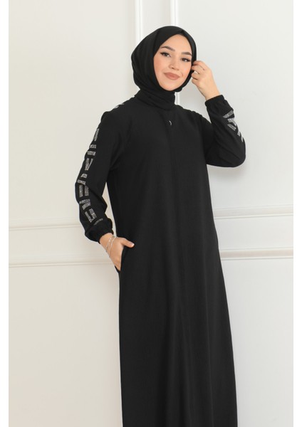 Günlük Siyah Taş Detaylı Ferace modelleri