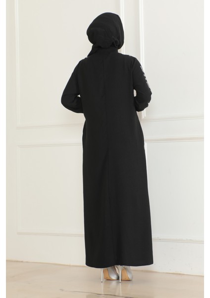 Günlük Siyah Taş Detaylı Ferace