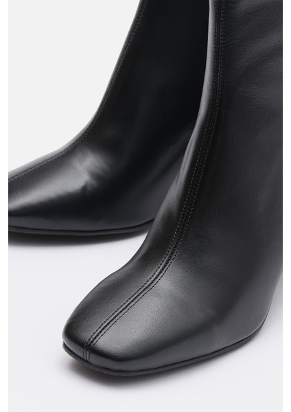 Bestyle Gerçek Deri Siyah Fermuarlı Topuklu Bot