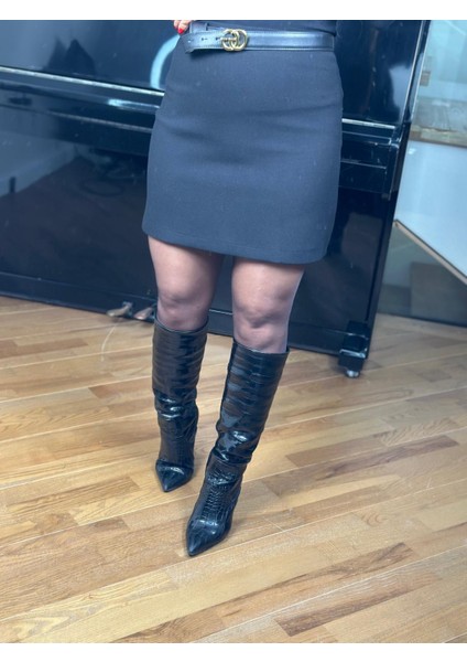 Siyah Klasik Düz Etek modelleri