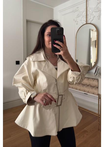 Bel Büzgülü Kemer Detay Vintage Deri Ceket- Krem fiyatları