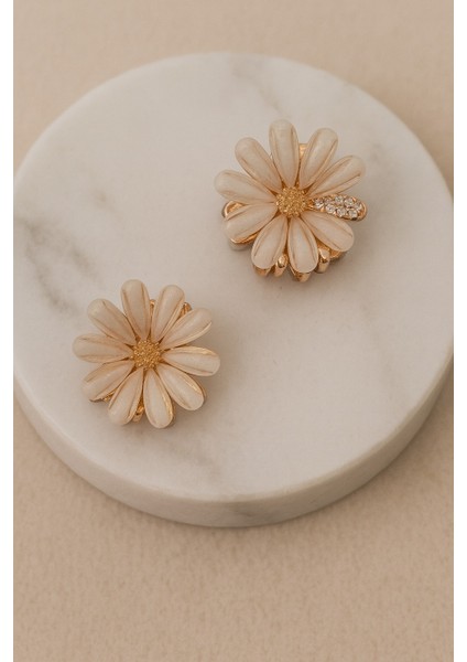 Zirkon Taş Detaylı Çiçek Desenli Kadın Mandal Toka