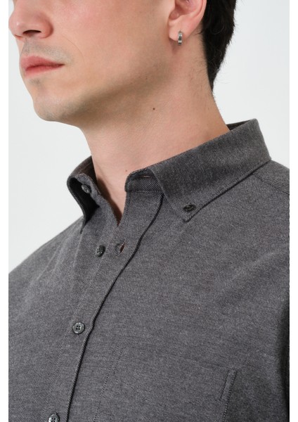 Erkek Antrasit Cepli Regular Fit Düğmeli Yaka Düz Uzun Kol Gömlek fırsatları