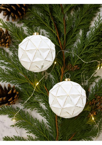 Beyaz 10 cm Geometrik Desenli Eskitme Ağaç Süsü 2'li Set