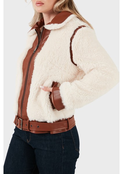 Giordana Regular Fit Ceket Yaka Kemer Detaylı Suni Kürk Mont W5BL71W3840F0D9 Bayan Mont W5BL71 W3840 F0D9