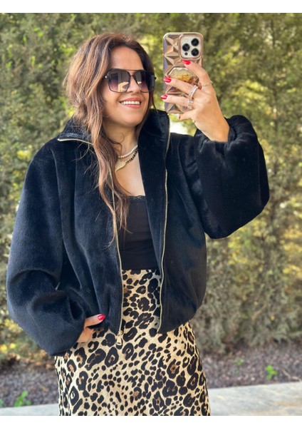 Siyah Lastikli Peluş Ceket