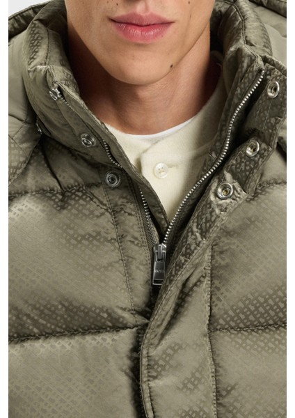 Kapitoneli Regular Fit Çıkarılabilir Kapüşonlu Su Itici Şişme Mont Erkek Mont 50548727 245 fırsatları