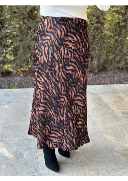 Zebra Desenli Kahve Siyah Saten Etek fırsatları