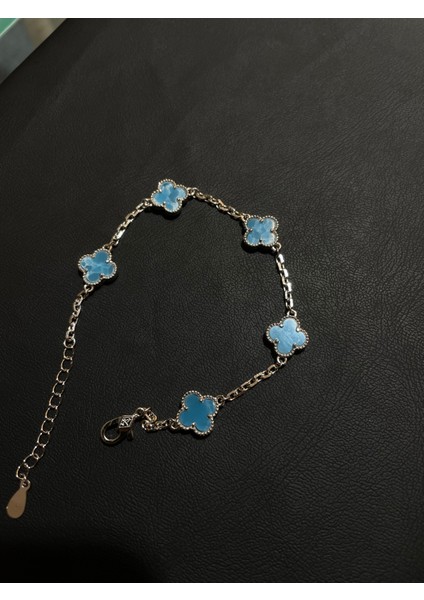 Ithal Desenli Turkuaz Renk Yonca Model Kadın Gümüş Bileklik fiyatları