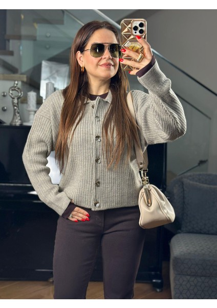 Altı Düğmeli Vizon Hırka