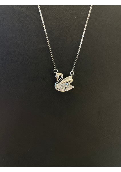 Ithal Beyaz Taşlı Kuğ Kadın Gümüş Kolye