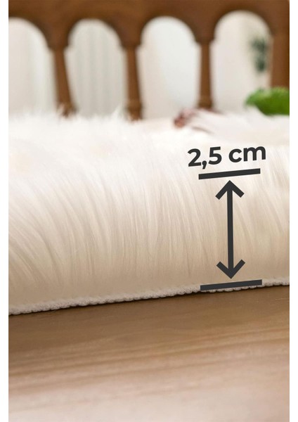 Yılbaşı Temalı Beyaz Tavşan Tüyü Runner, Süs ve Hediye, 120X30CM