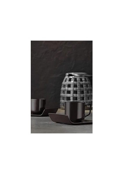 Kütahya Porselen Despina 4 Parça 2 Kişilik Kahve Takımı Siyah