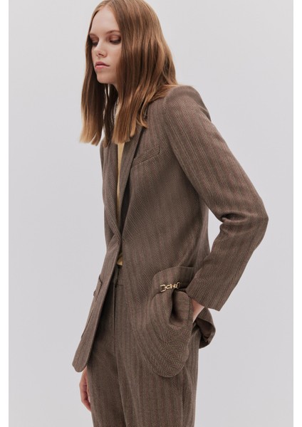 Balıksırtı Toka Detaylı Blazer Pantolon Takım modelleri