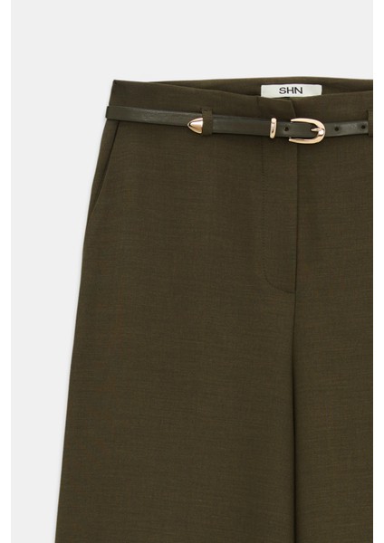 Düğmeli V Yaka Yelek Pantolon Takım