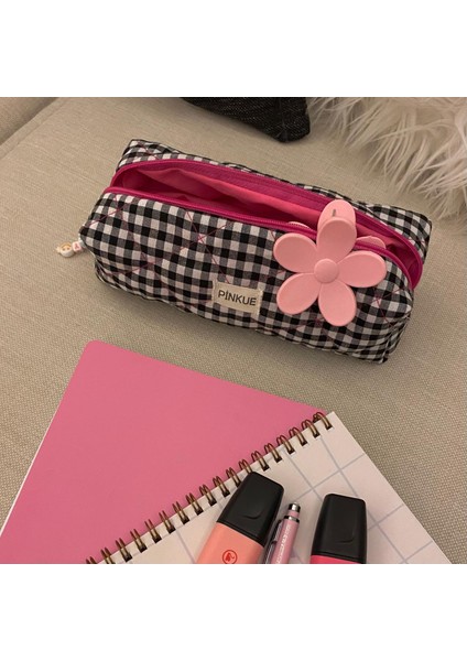 Pötikare Desenli Baklava Nakış Detaylı Kalemlik & Makyaj Çantası fiyatları