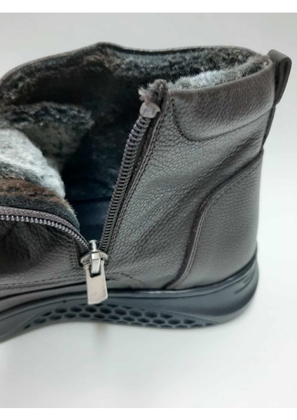Hakiki Deri Bağcıklı Fermuarlı Esnek Kauçuk Tabanlı Içi Tüylü Kahverengi Kışlık Erkek Bot C-9751246RTTO indirimleri