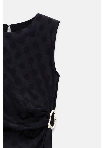 Puan Jakarlı Toka Detaylı Midi Elbise fırsatları