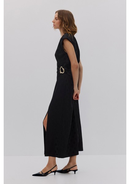 Puan Jakarlı Toka Detaylı Midi Elbise indirimleri