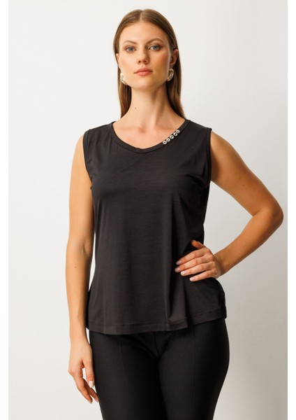 Yakası Düğme Detaylı Kolsuz Basic 61333-26K