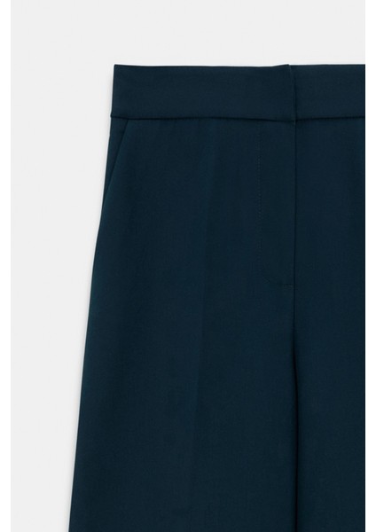 Düğme Detaylı V Yaka Yelek Pantolon Takım