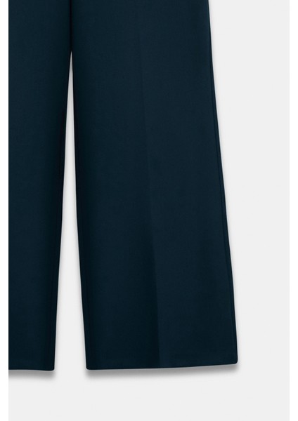 Düğme Detaylı V Yaka Yelek Pantolon Takım