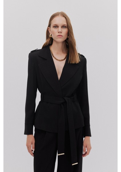 Apoletli Kuşaklı Ceket Pantolon Takım