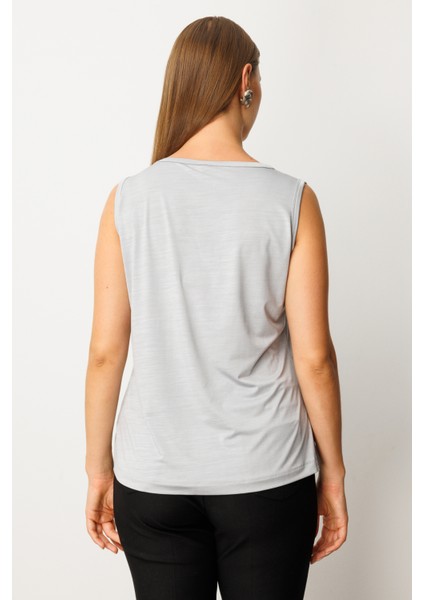 Yakası Düğme Detaylı Kolsuz Basic 61333-26K modelleri