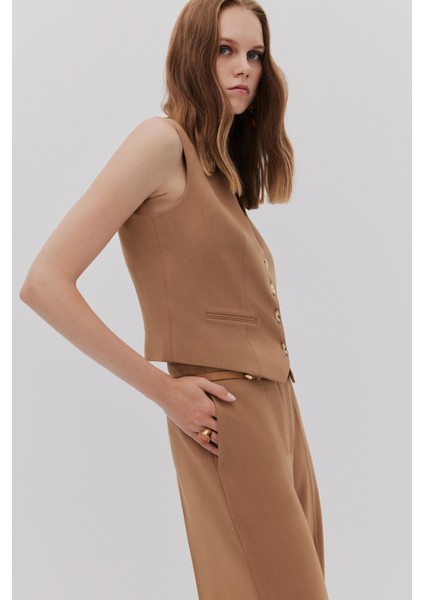 Düğmeli V Yaka Yelek Pantolon Takım