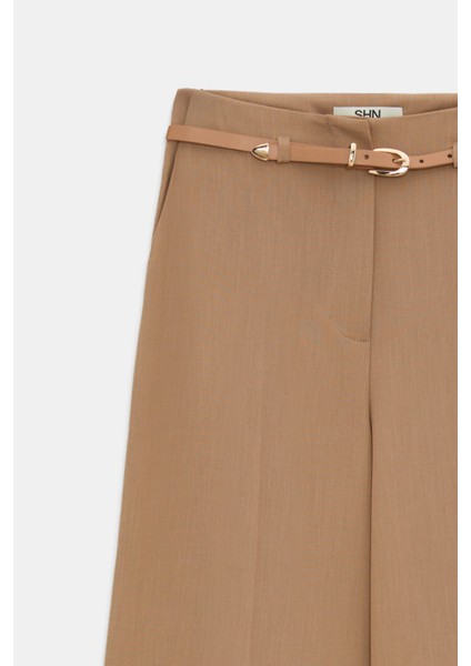 Düğmeli V Yaka Yelek Pantolon Takım