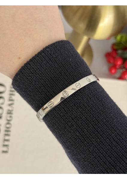 Silver Taş Detaylı Kelepçe Bileklik